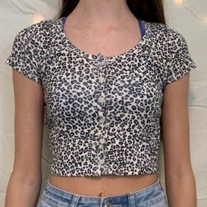 BRANDY MELVILLE CHEETAH T SHIRT